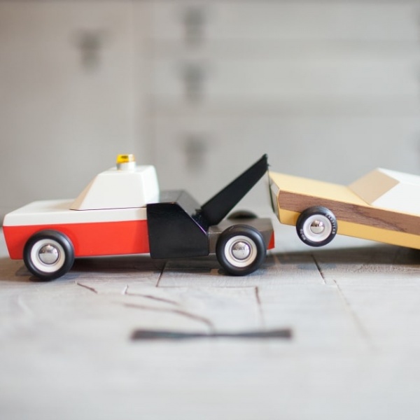 Candylab Towie Tow Truck